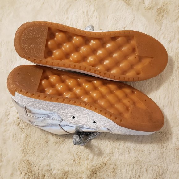 NIB - Golden Goose Yeah mens sneaker silver laminated size 44 - Picture 6 of 7